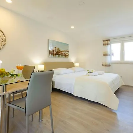 Apartments & Room Libar Split Exterior photo